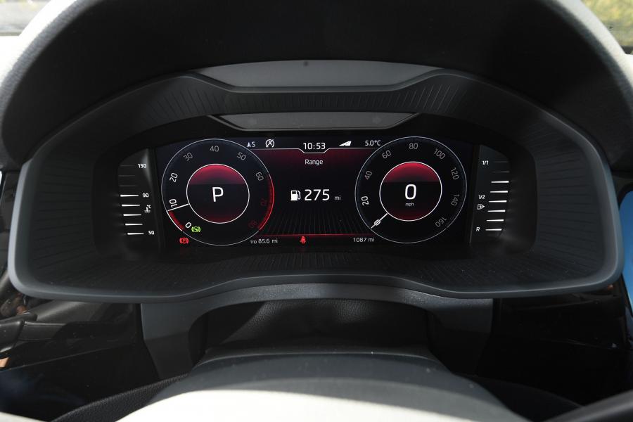 Панель приборов Skoda Kodiaq Laurin & Klement 4x4 2018 года  (UK) (фото 12 из 15)